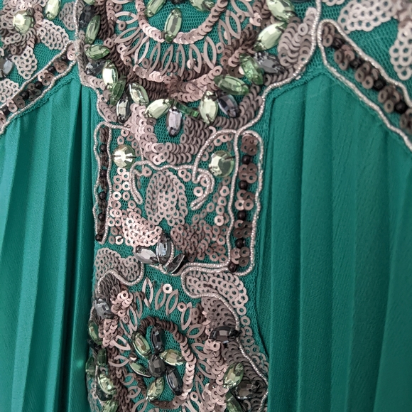 BCBG Turquoise Green Pleated Halter Maxi Dress - Picture 6 of 11